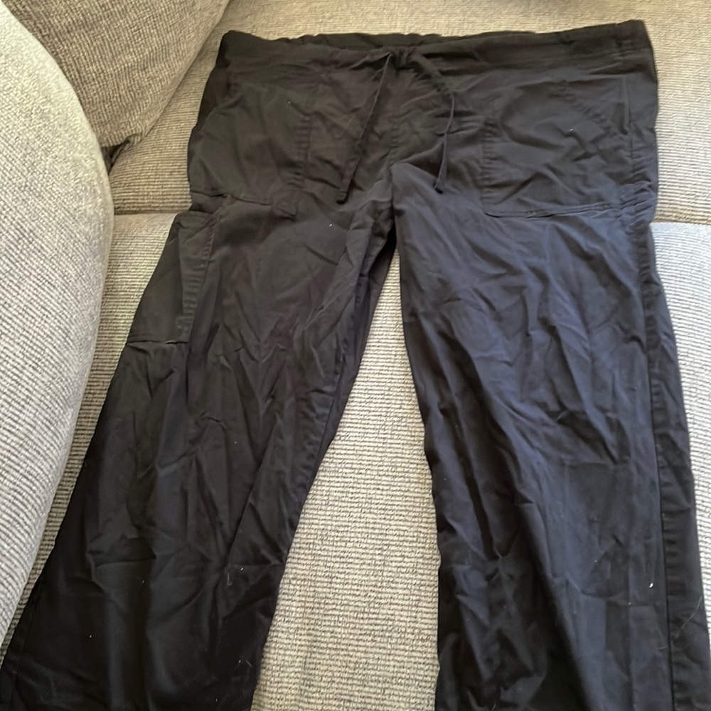 Black scrub pants
